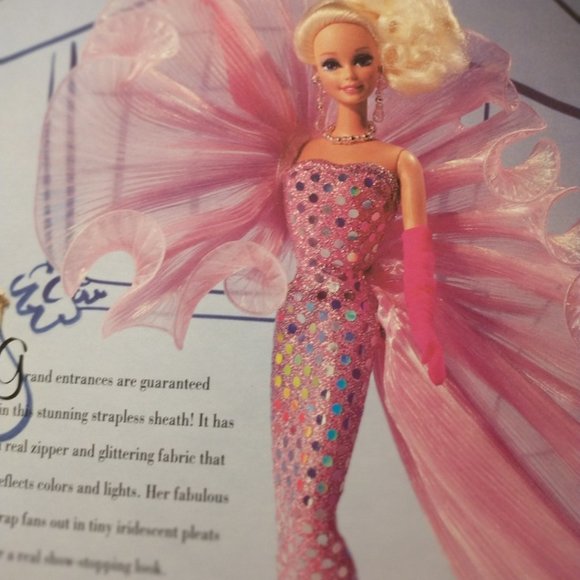 Evening Extravaganza Classique Collection - Picture 7 of 7